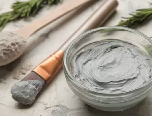 Oatmeal + Honey Clay Mask / 3oz 4-6 uses
